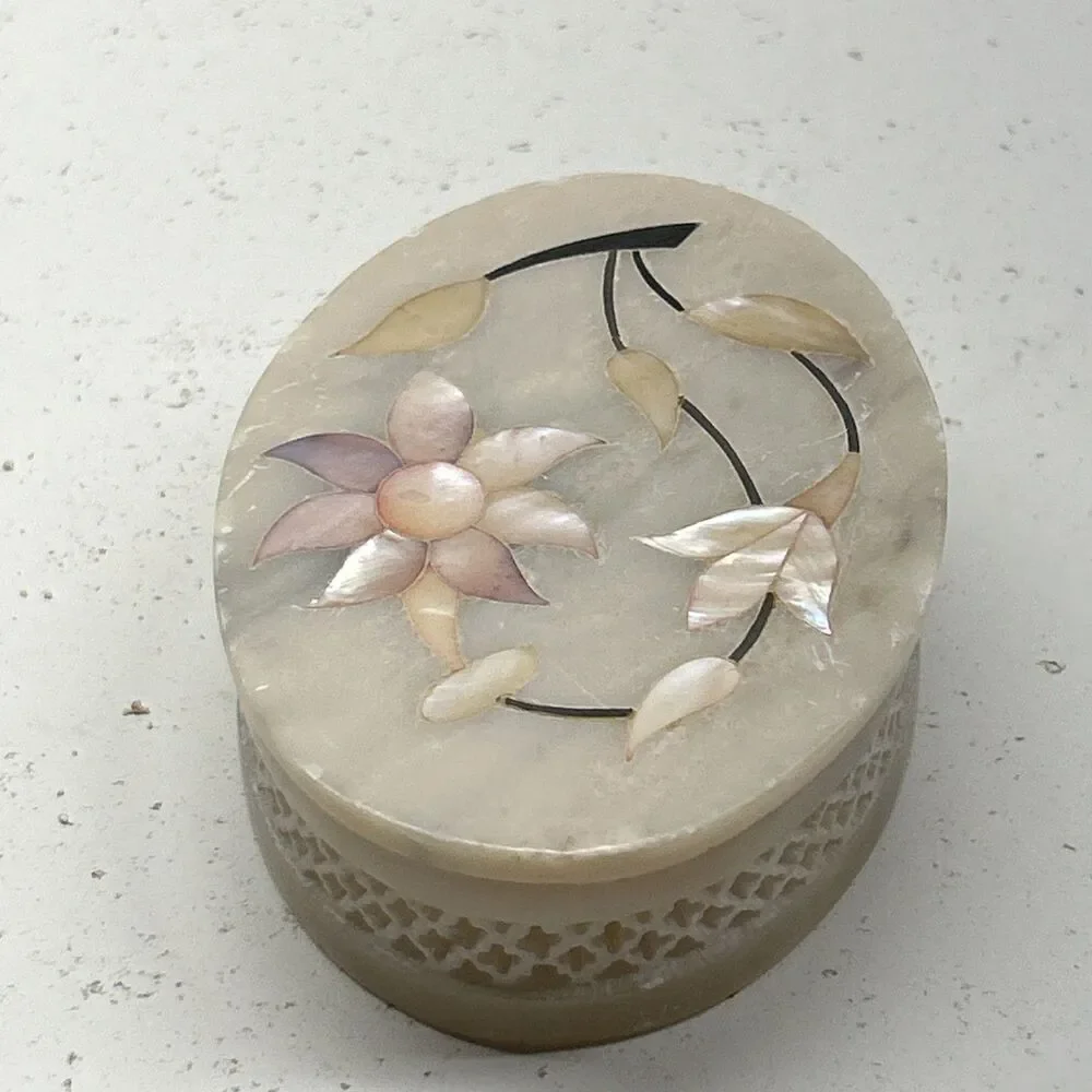 VTG‎ Mother of Pearl Stone Marble Trinket Jewelry Box India 3” X 4”